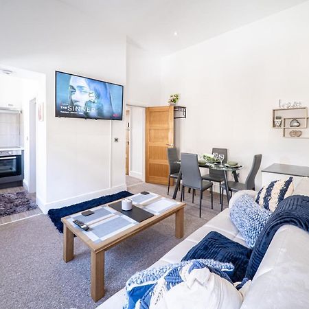 Cozy 1-Bedroom Apartment In The Heart Of Barnsley Town Centre Luaran gambar