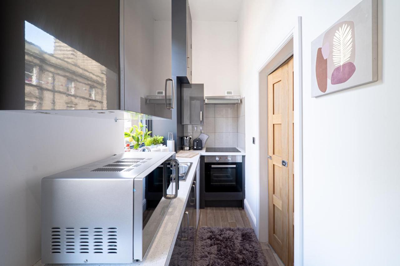 Cozy 1-Bedroom Apartment In The Heart Of Barnsley Town Centre Luaran gambar