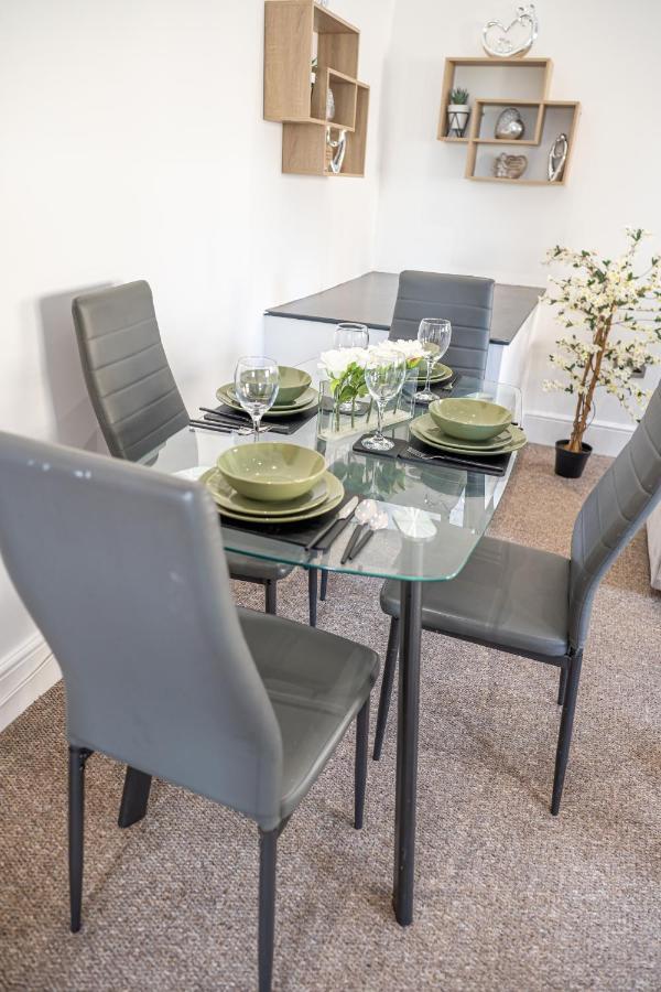 Cozy 1-Bedroom Apartment In The Heart Of Barnsley Town Centre Luaran gambar
