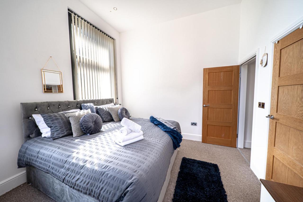 Cozy 1-Bedroom Apartment In The Heart Of Barnsley Town Centre Luaran gambar