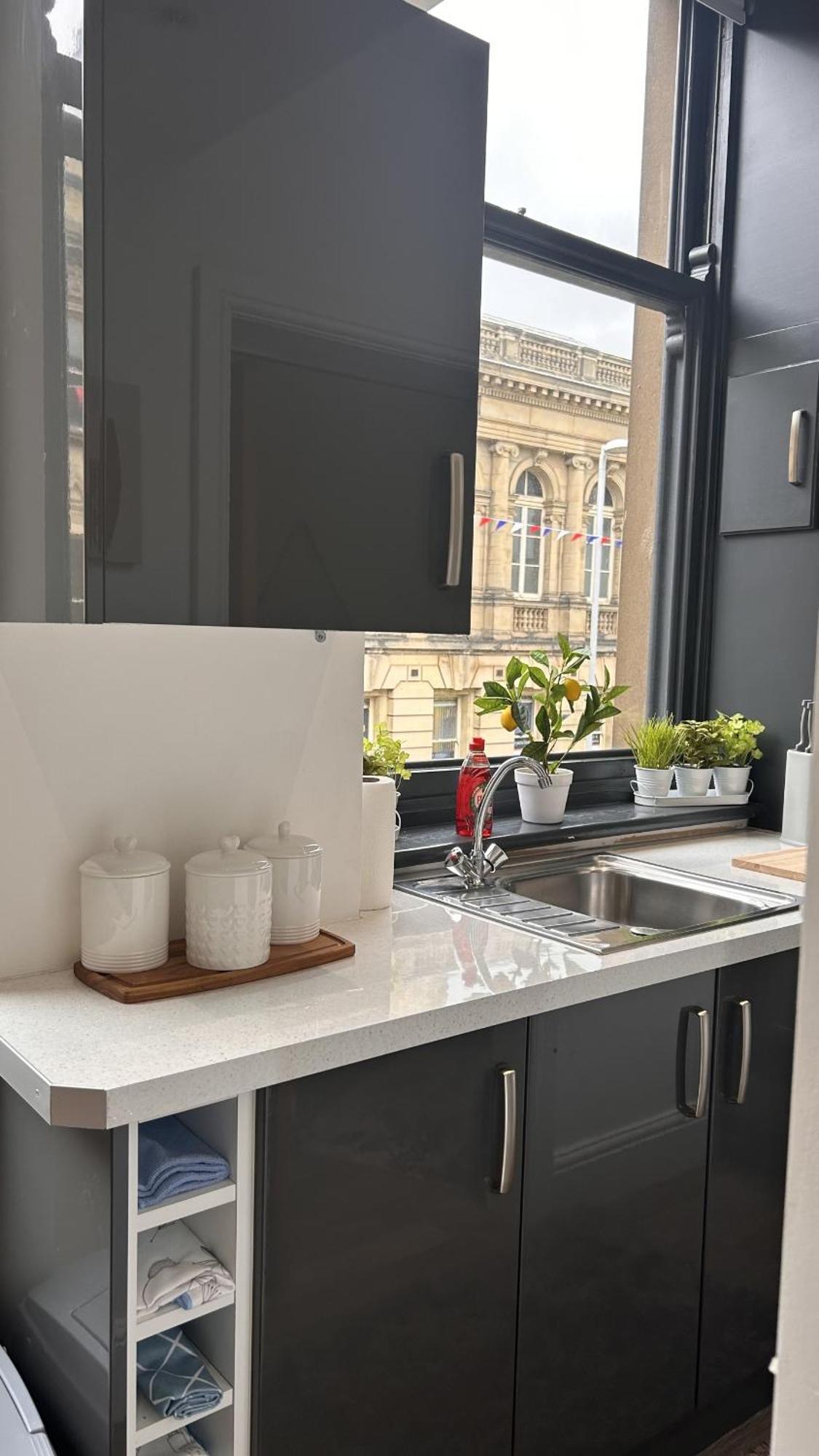 Cozy 1-Bedroom Apartment In The Heart Of Barnsley Town Centre Luaran gambar