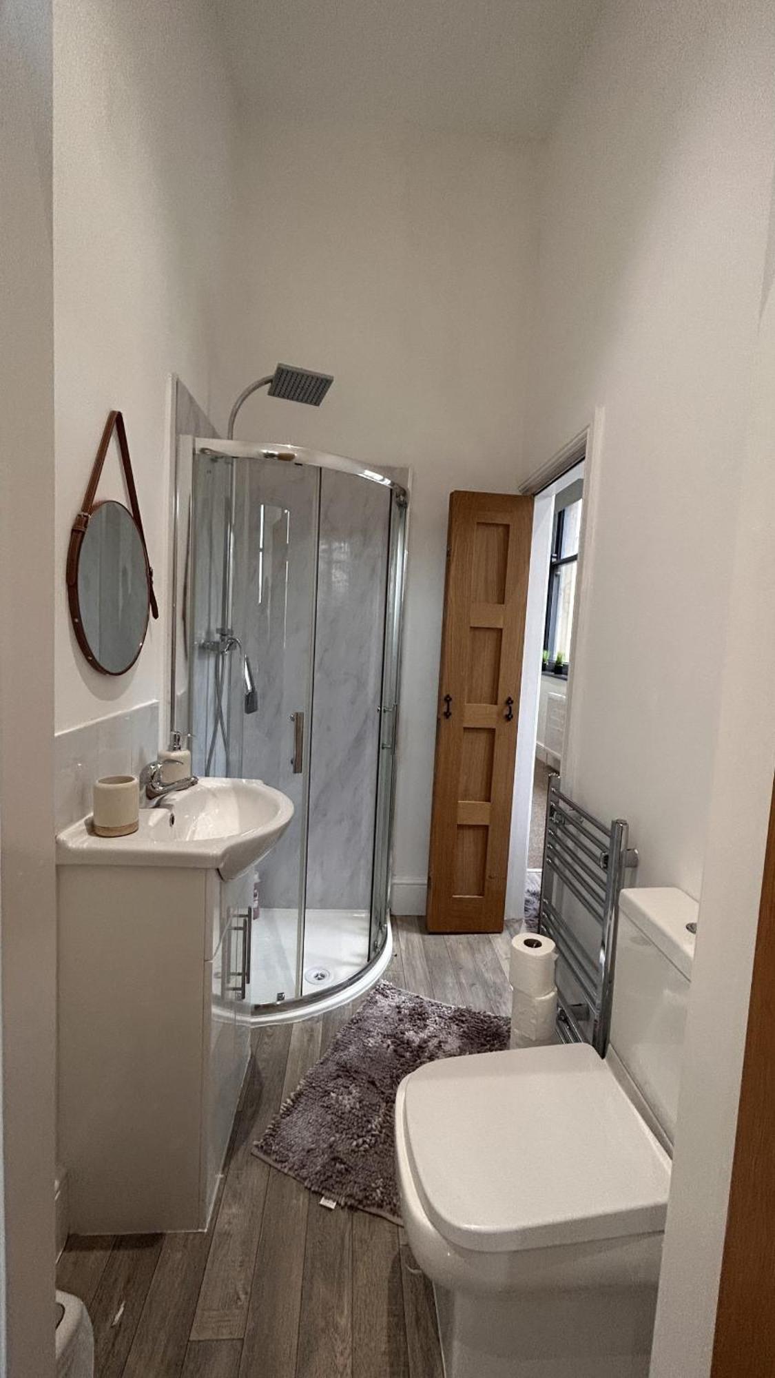 Cozy 1-Bedroom Apartment In The Heart Of Barnsley Town Centre Luaran gambar